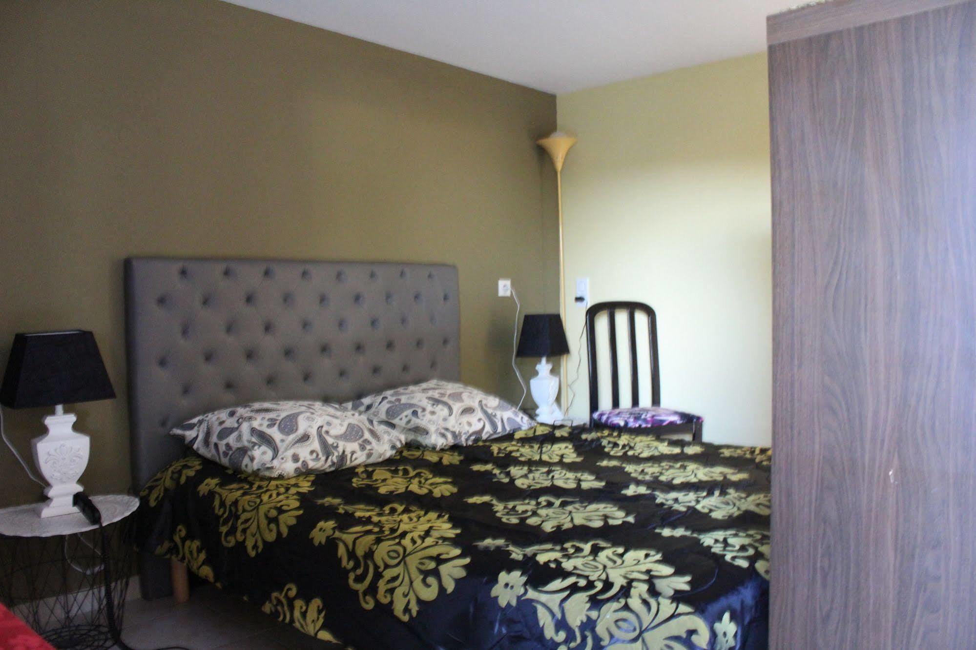 Le Fauverney Lodge Esterno foto